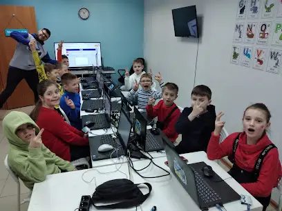 Robocode Виноградар - культова школа робототехніки та програмування