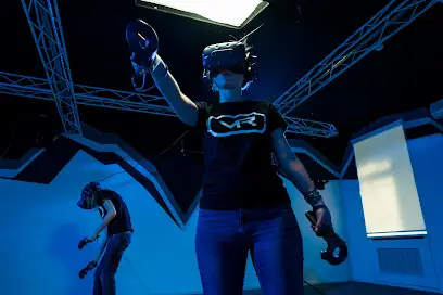 Замкнені: VR, Атомна станція, Мадагаскар