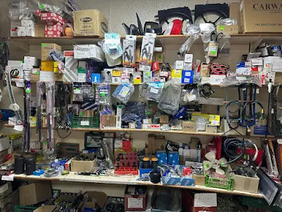 Автосклад. Магазин автозапчастини.