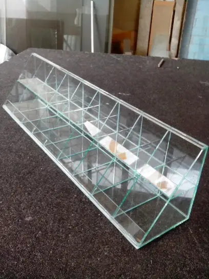 Склорізка продаж скла та дзеркал