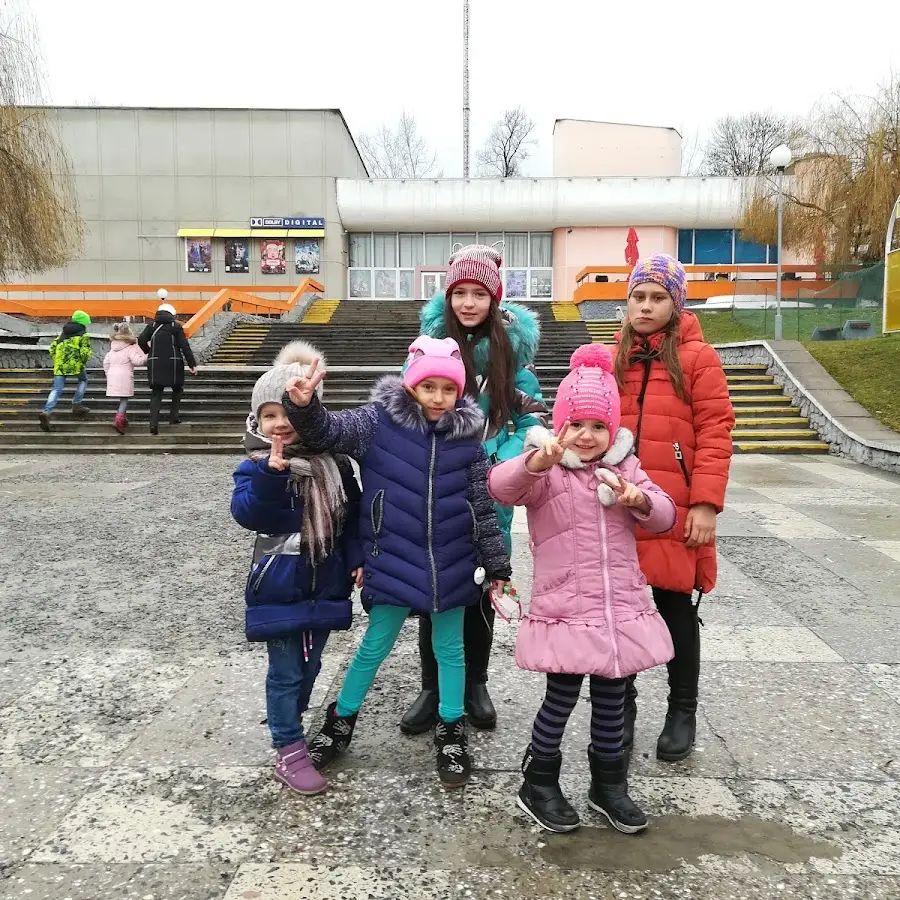 Кінотеатр Мир